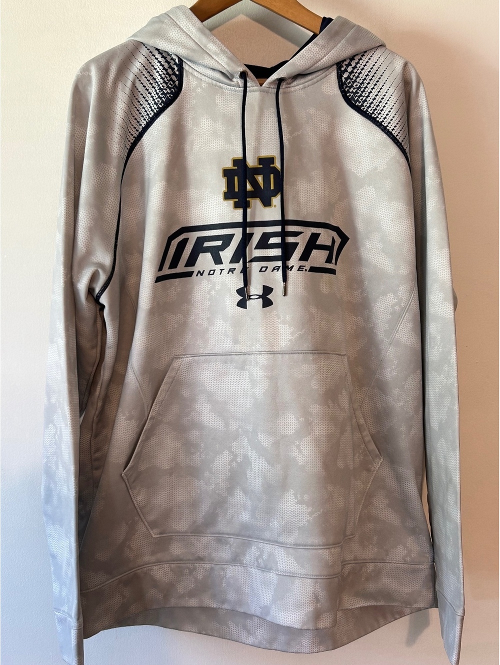 Under Armour Notre Dame Irish Hoodie Sweatshirt XL -0039